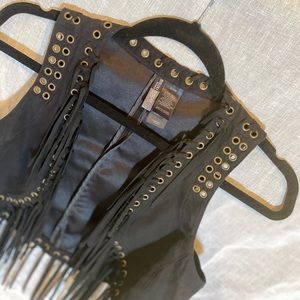 *Bisou Bisou* stampede cowgirl fringe vest - S